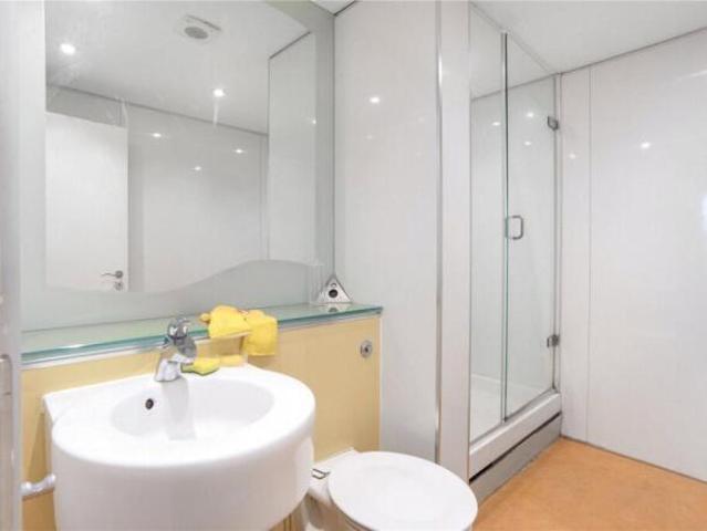 Apartment for sale in Cat Hill