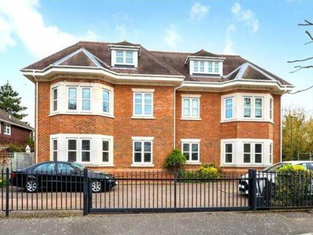 House for sale in Weybridge, Elmbridge
