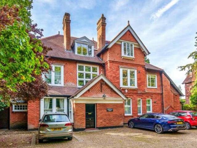 House for sale in Weybridge, Elmbridge