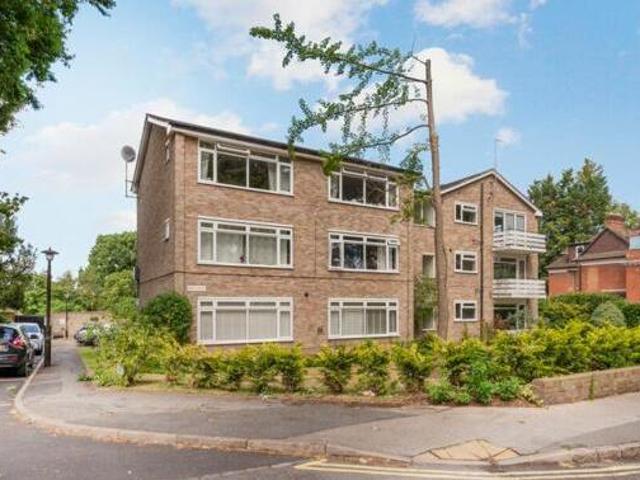 House for sale in Weybridge, Elmbridge