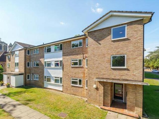 House for sale in Weybridge, Elmbridge