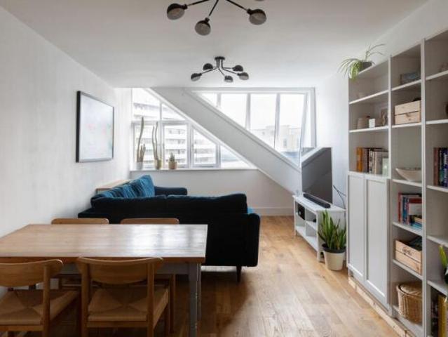 Apartment for sale in Cat Hill