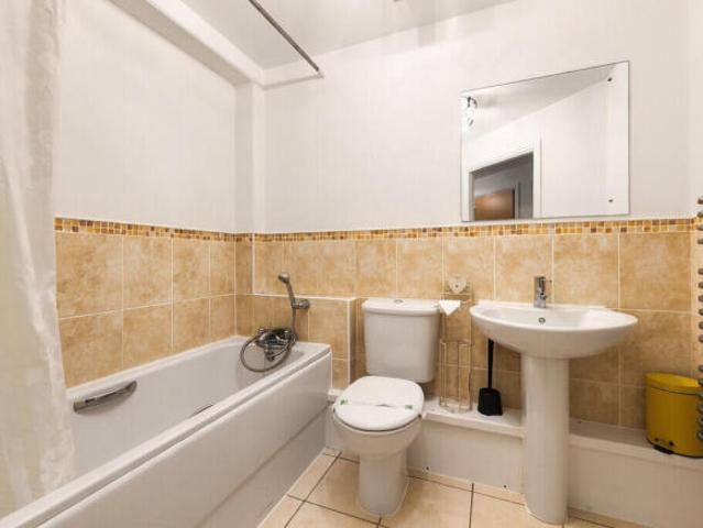Apartment for sale in Lane, Kirklees