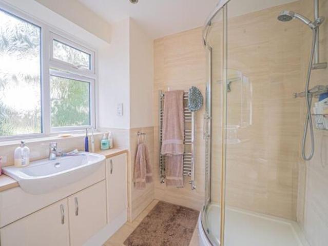 Apartment for sale in Solihull, West Midlands