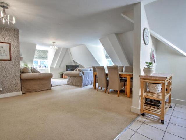 Apartment for sale in Bassett, City Of Southampton