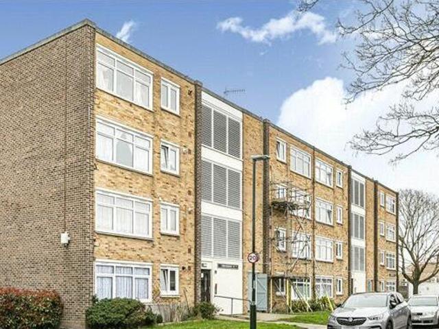 House for sale in London Borough of Hounslow, Feltham