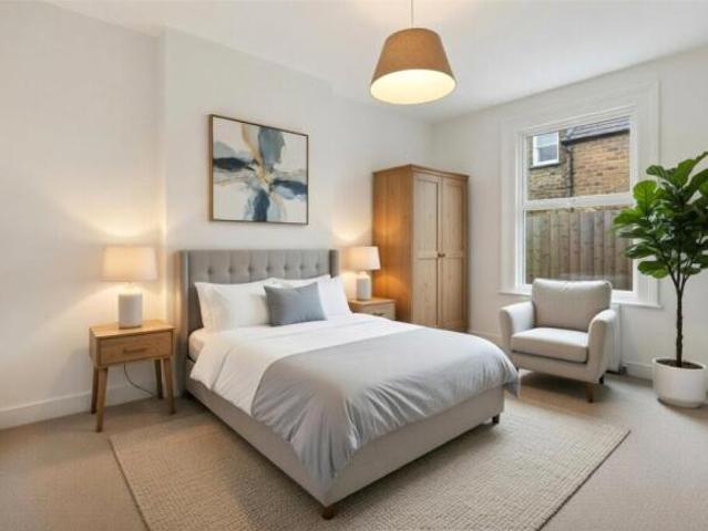 Apartment for sale in Peckham, Greater London