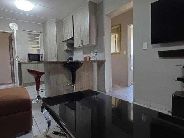 Apartment for sale in Johannesburg, West