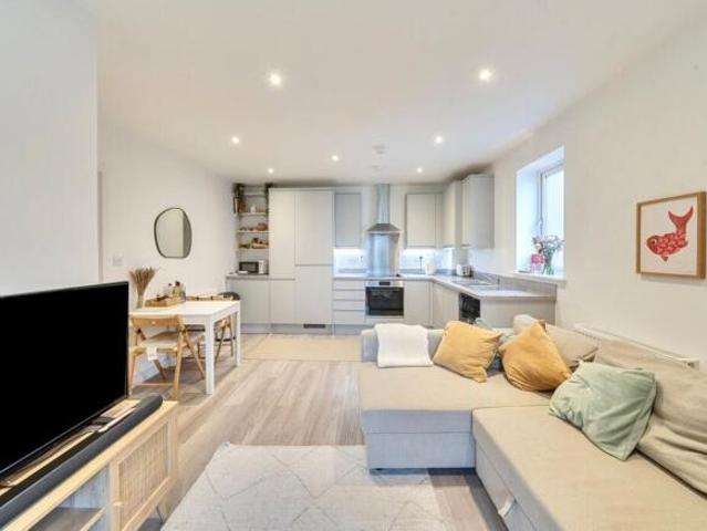 Apartment for sale in The Slade, Oxfordshire