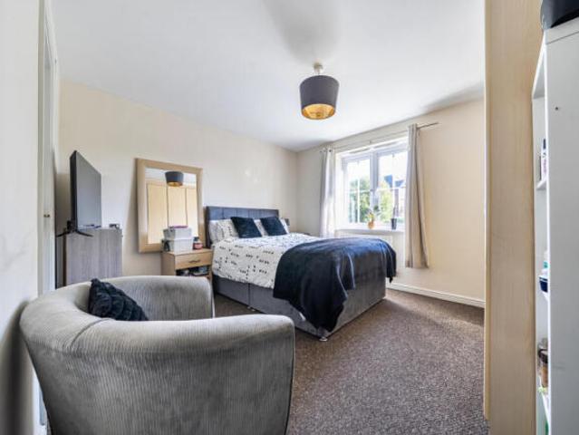 Apartment for sale in Stoke-on-Trent, England