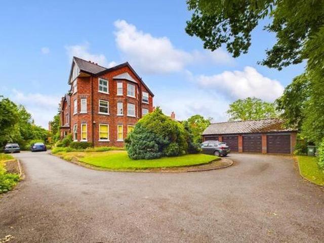 House for sale in Wilmslow