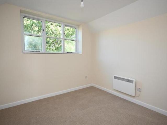 Apartment for sale in Hounsome Fields, Basingstoke and Deane