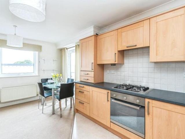 Apartment for sale in Bassett, City Of Southampton