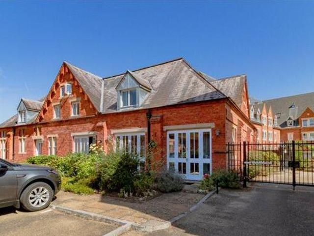 House for sale in Lambourn, West Berkshire