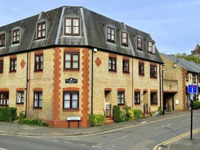 House for sale in Lambourn, West Berkshire