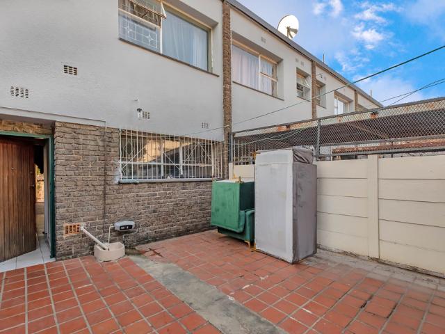 Apartment for sale in Vosloorus, Gauteng