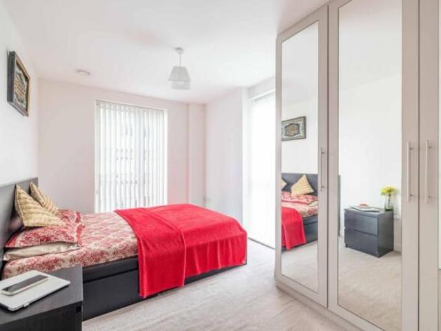 Apartment for sale in Slough