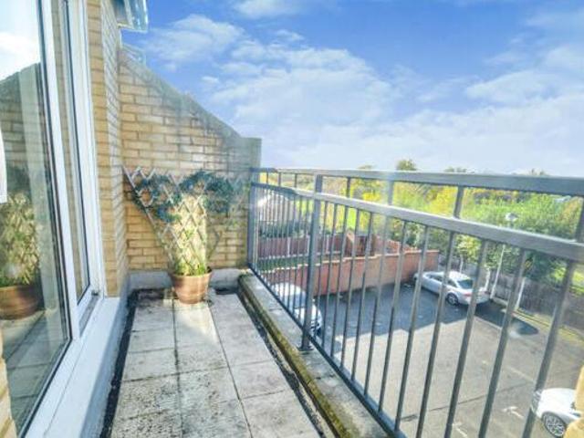 House for sale in Chipping Hill, Essex