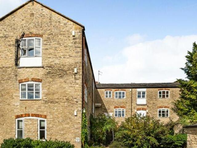 House for sale in Black Bourton, Oxfordshire