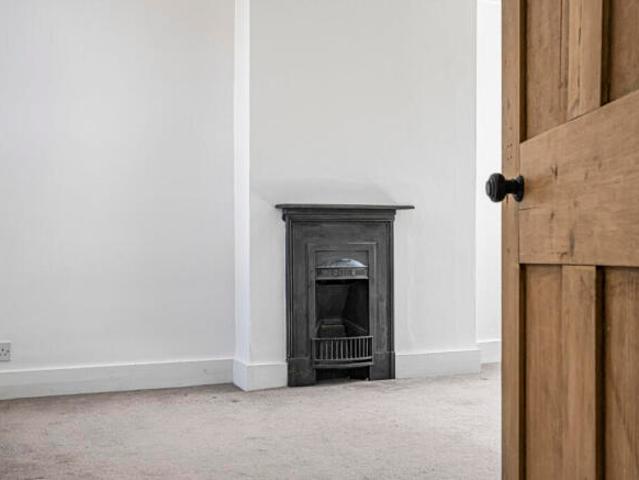 Apartment for sale in Guildford Park, Westborough
