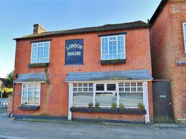 House for sale in Westfield, Woking
