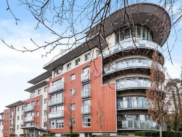 House for sale in Horsell, Woking