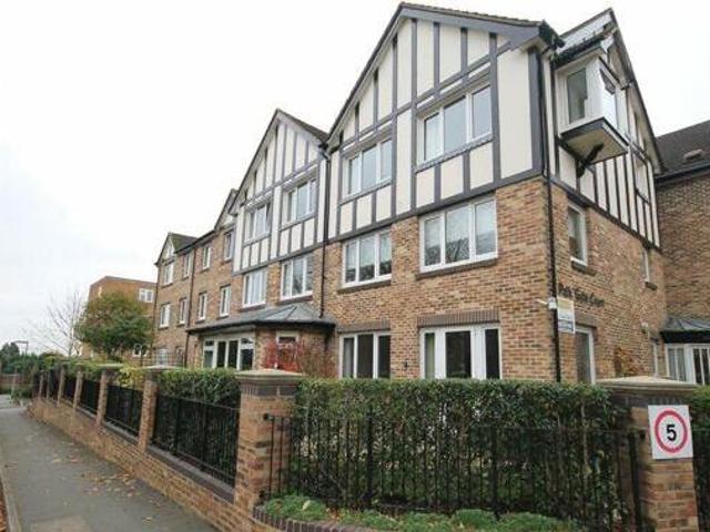 House for sale in Mount Hermon, Woking