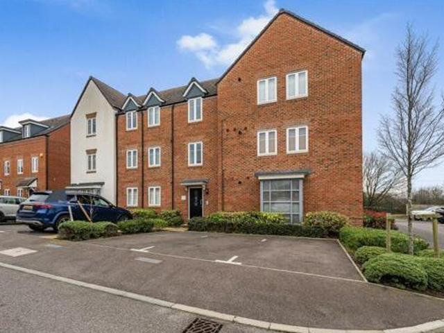 House for sale in Wokingham, England