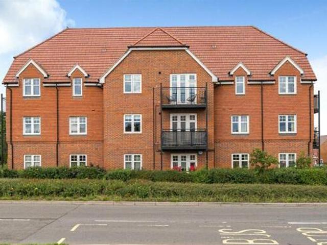 House for sale in Wokingham, England