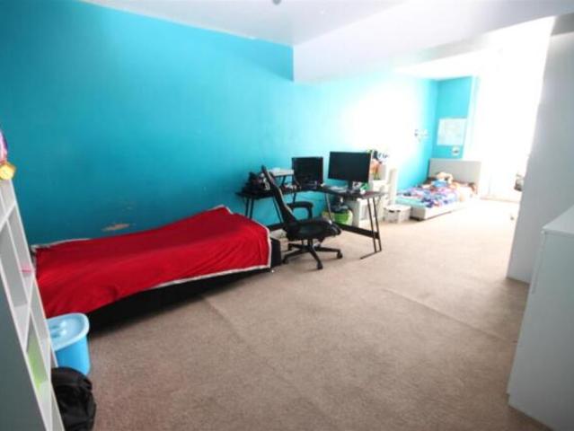 Apartment for sale in Alton Barnes, Essex
