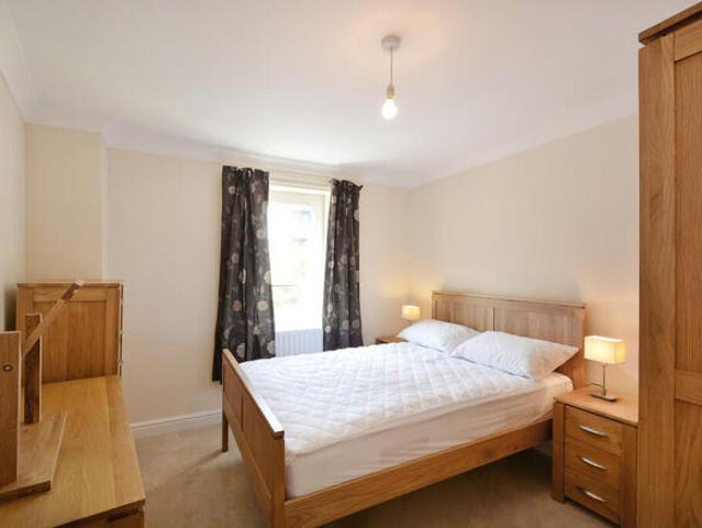 Apartment for sale in Rotherhithe, Greater London