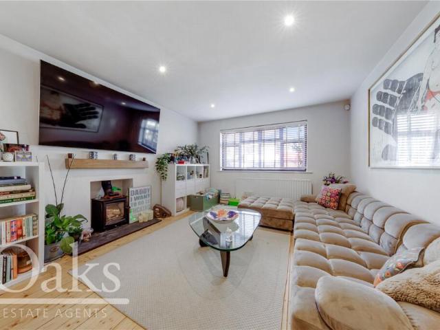 Apartment for sale in South Norwood