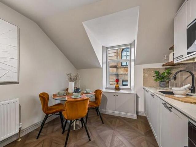 Apartment for sale in South Lane, West Yorkshire