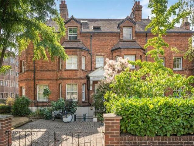 Apartment for sale in Oxford, Oxfordshire