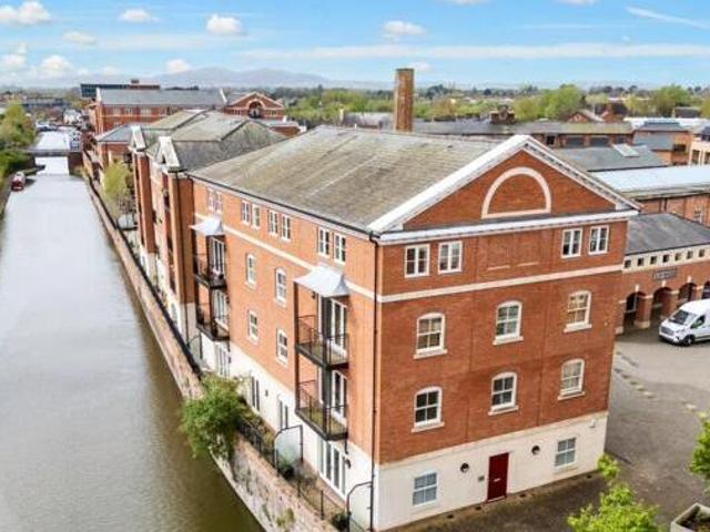 House for sale in Worcester, Worcestershire