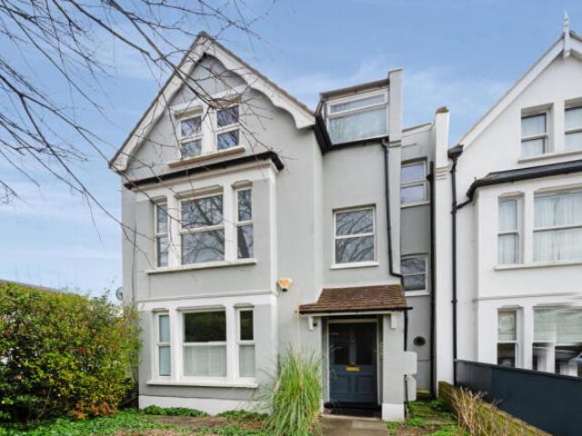 Apartment for sale in Wimbledon, Greater London