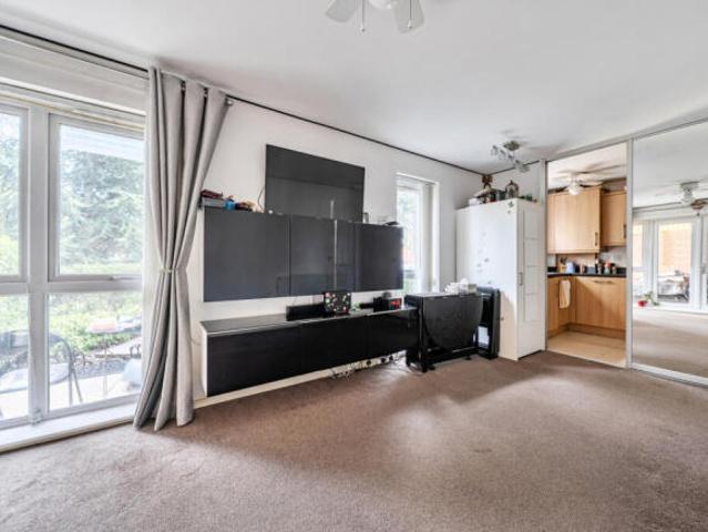 Apartment for sale in Priest Down, Hampshire