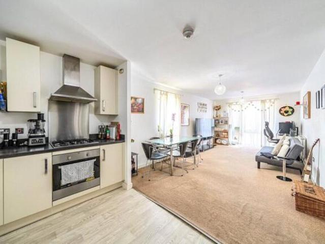 Apartment for sale in The Slade, Oxfordshire