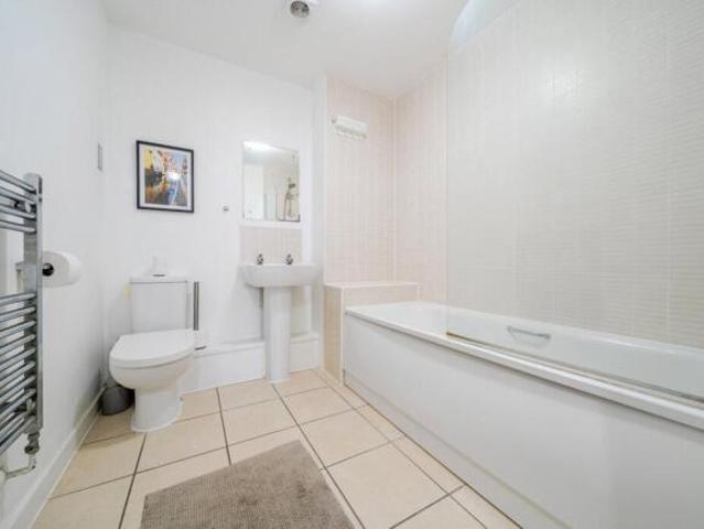 Apartment for sale in Oxford, Oxfordshire