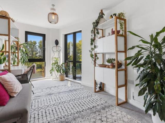 Apartment for sale in Haddon, East Midlands