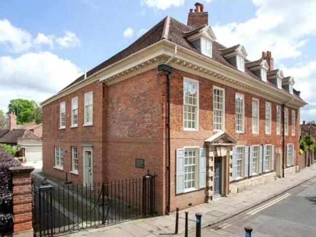 House for sale in High Field, York