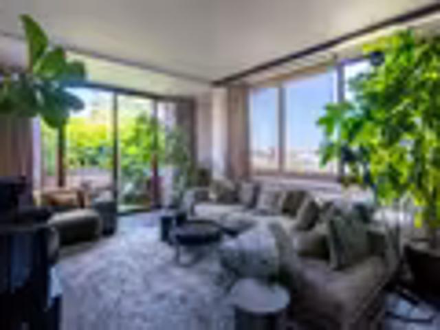 Apartment for rent in Fresnaye, Cape Town