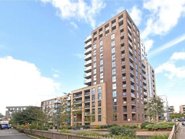 Apartment for sale in Royal Borough of Greenwich, Greater London