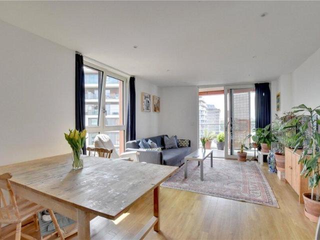 Apartment for sale in Enderby Wharf, Greater London