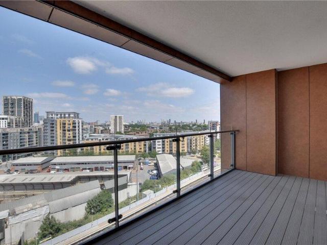 Apartment for sale in Greenwich Town Centre, Greater London
