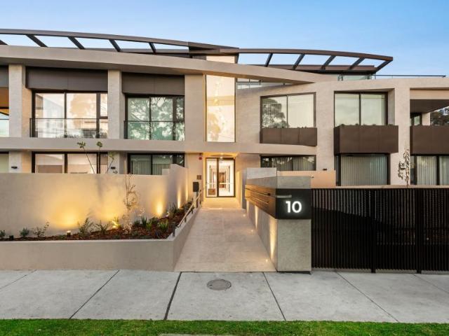 Apartment for sale in Hampton, Melbourne