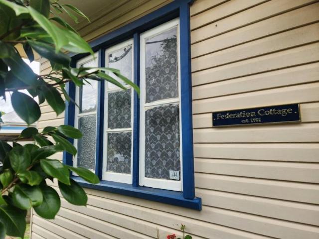 Apartment for rent in Harristown, Queensland