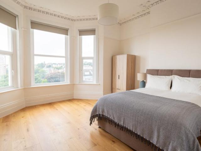 Apartment for rent in Bohemia, Guestling Green