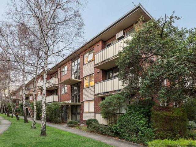Apartment for sale in Hawthorn East, Melbourne