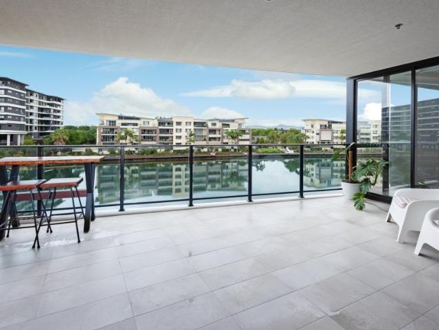 Apartment for sale in Hope Island, Gold Coast City